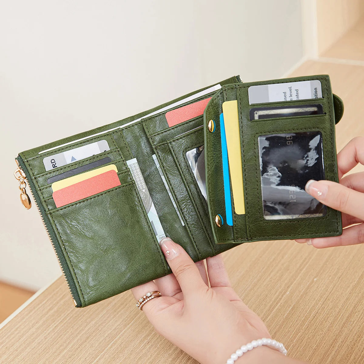 Women's Retro Tri-Fold Wallet with Large Capacity and Dual Zippers