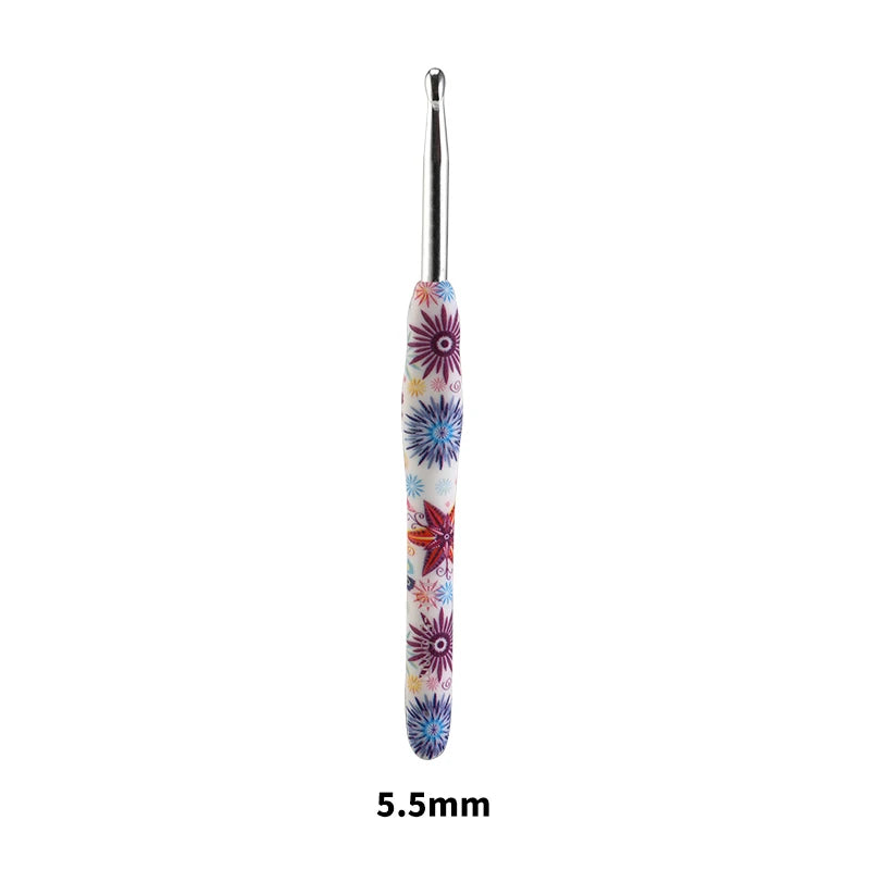 A single ergonomic crochet hook with a sunflower design, measuring 5.5mm.