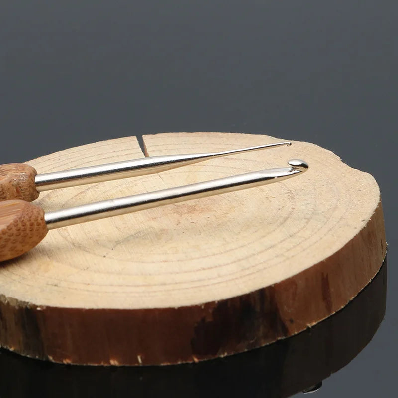 Bamboo Handle Crochet Hooks Set (0.5mm–6.0mm)