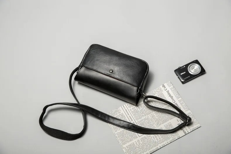 Vintage Leather Crossbody Bag for Men – Compact Messenger Shoulder Bag