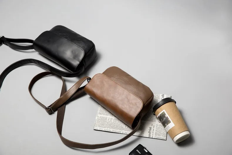 Vintage Leather Crossbody Bag for Men – Compact Messenger Shoulder Bag