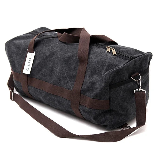 Großzügige Canvas-Reisetasche mit viel Stauraum