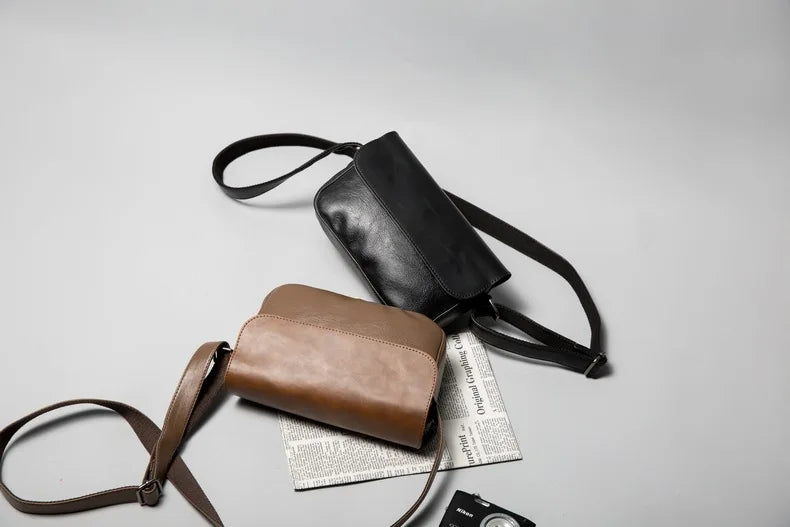 Vintage Leather Crossbody Bag for Men – Compact Messenger Shoulder Bag