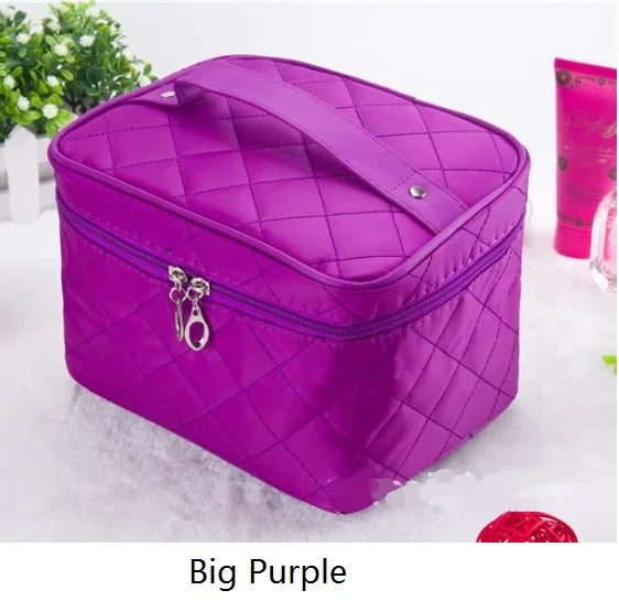 Quilted Cosmetic Bag with Large Capacity for Travel and Organization
