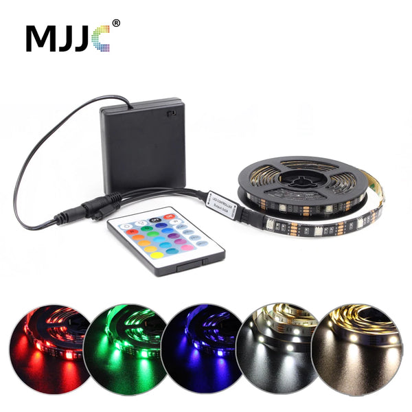 Un juego de tiras de LED RGB resistentes al agua con controlador y varias luminarias de colores.