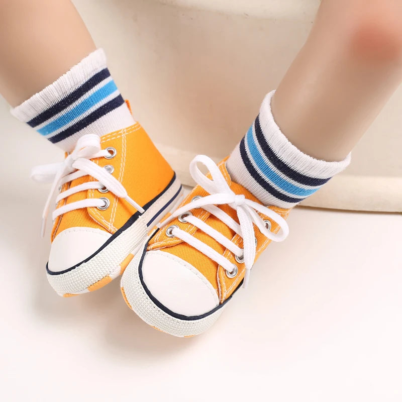 Classic Canvas First Walker Shoes for Babies with Star Print