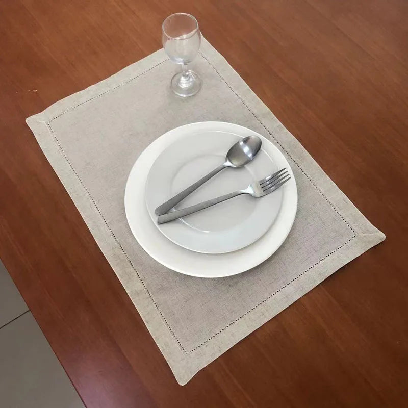 Linen Dinner Napkins for Weddings and Everyday Dining