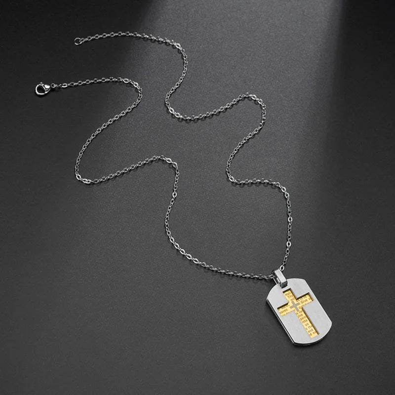 Collar con colgante de cruz de acero inoxidable