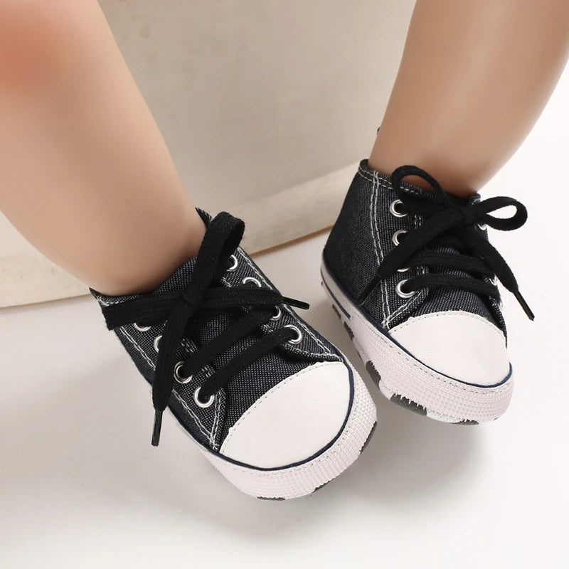 Classic Canvas First Walker Shoes for Babies with Star Print