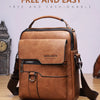 Braune Vintage-PU-Leder-Crossbody-Tasche mit Lederriemen auf Holzoberfläche.