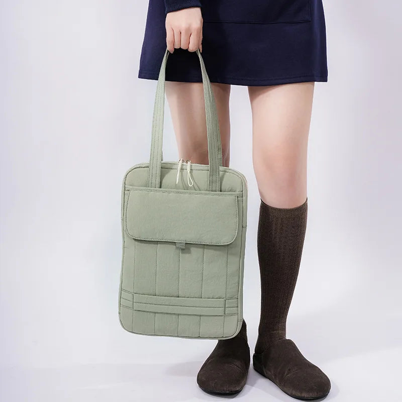 Geräumige Nylon-Laptop-Tasche