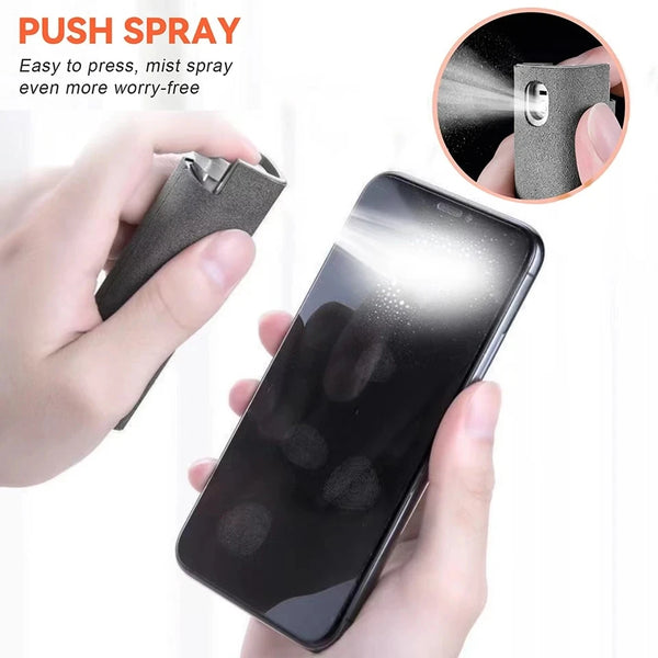 Eine Hand verwendet eine Sprühflasche, um den Bildschirm eines Smartphones zu besprühen.