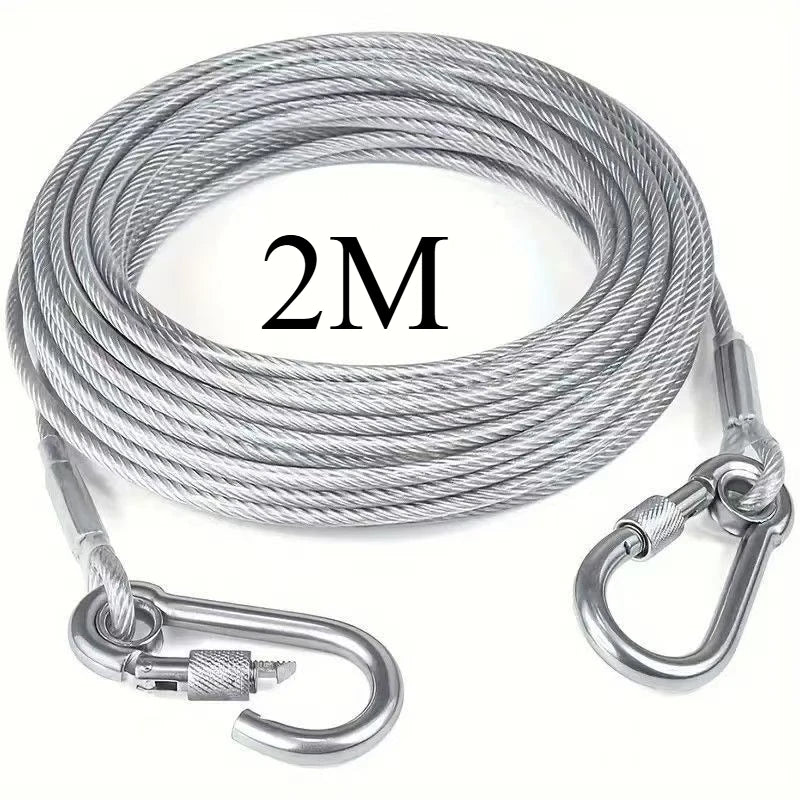 Una madeja de cuerda de ropa de acero inoxidable resistente de 2 metros con cierres metálicos.