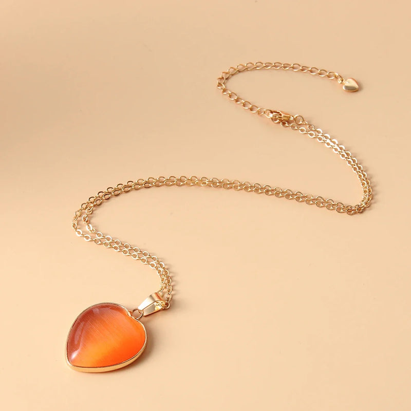 Minimalist Heart Pendant Necklace