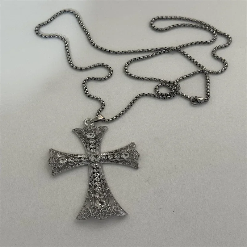 Vintage Cross Pendant Necklace