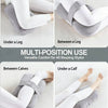 Almohadas ergonómicas para la rodilla mostradas en varias posiciones para uso múltiple bajo una pierna, entre piernas y debaj