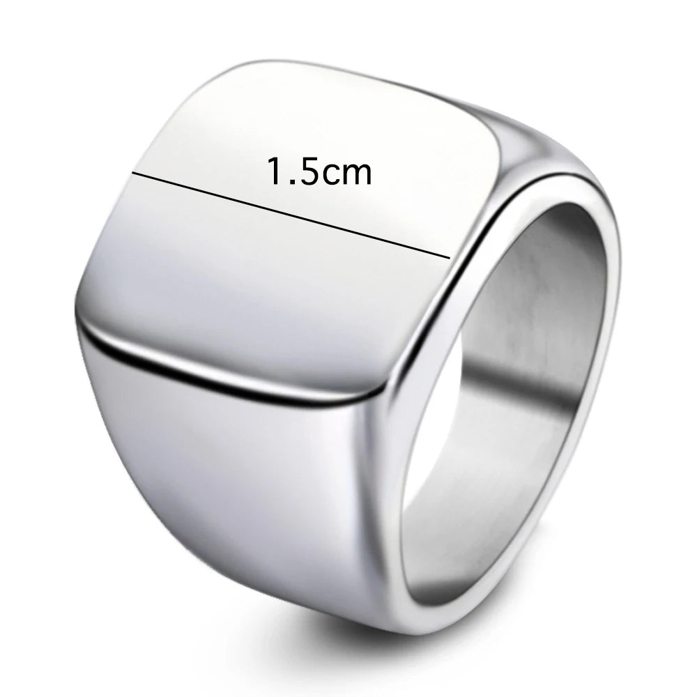 A silver stainless steel square ring with a measurement line indicating 1.5cm.
