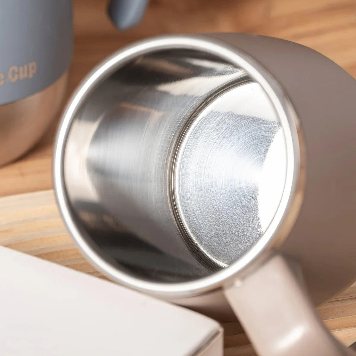 Insulated Stainless Steel Travel Mug with Lid