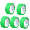 Rollos de cinta de enmascarar verde mostrados desde diferentes ángulos para aplicación y corte profesional