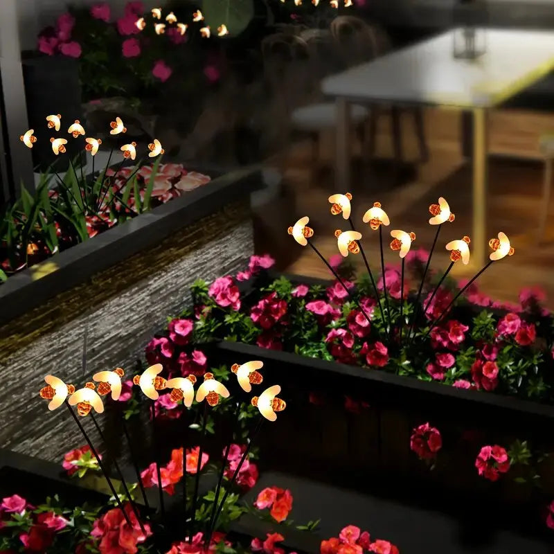 Solar Bee Garden Light