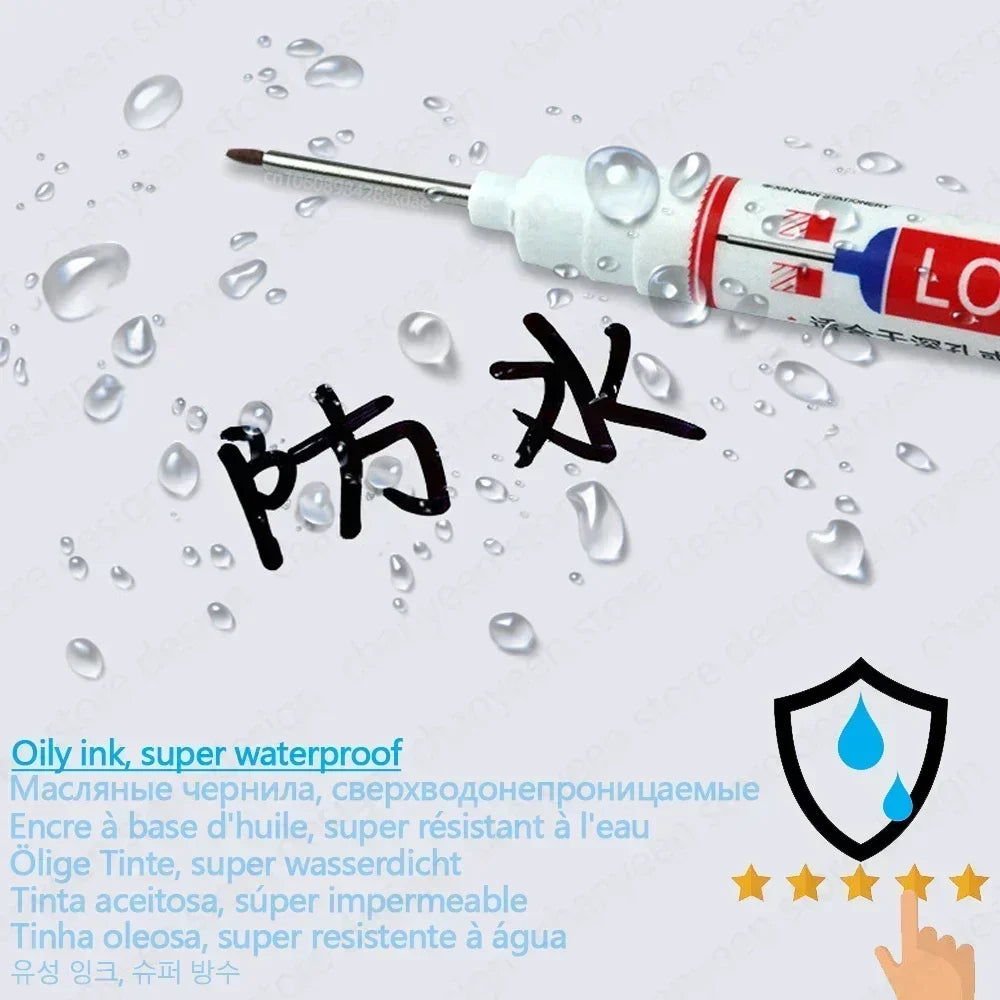 Präzises wasserdichtes Markierstift mit Wassertropfen um die Schreibfläche.