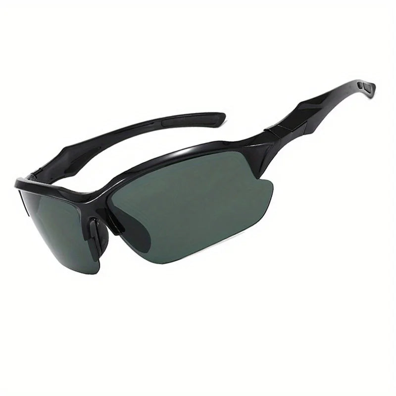 Ein Paar schwarze, polarisierte Sport-Sonnenbrillen von oben.