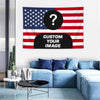 Patriotisches Flaggen-Tapestry mit amerikanischem Flaggenmuster, bei dem ein Fragezeichen die Sterne ersetzt.