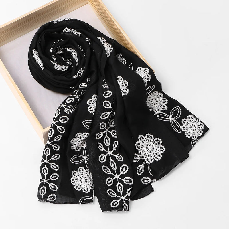 Retro Ethnic Embroidered Shawl