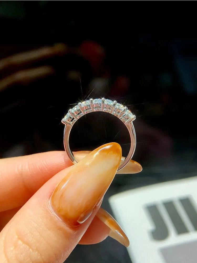 925er Sterlingsilber Moissanit Ewigkeitsring