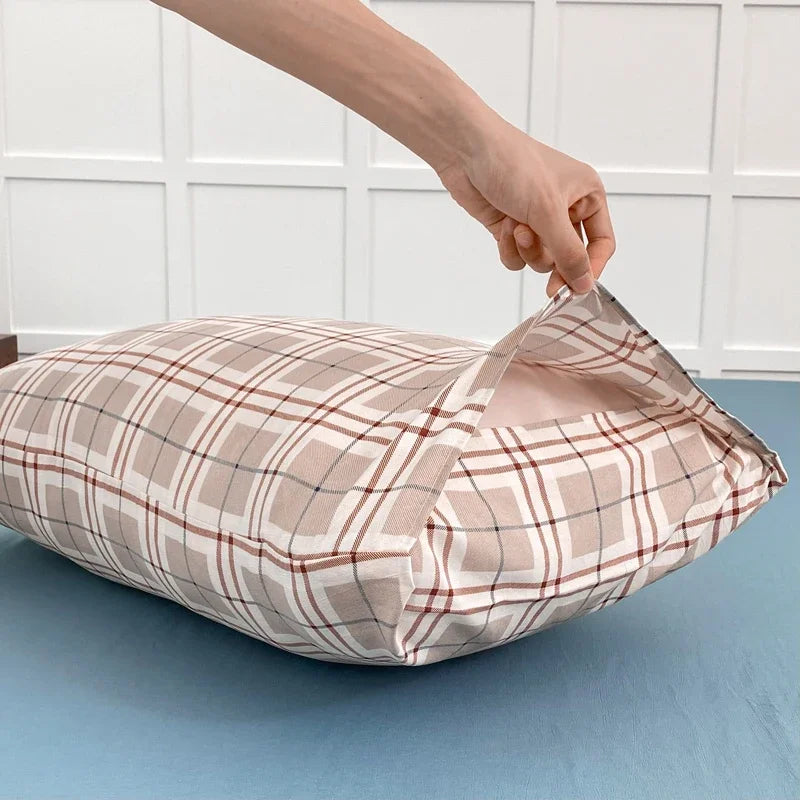 Soft Polyester Pillowcases for Bedroom (Set of 2)