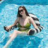 Transat gonflable pour piscine avec appui-tête