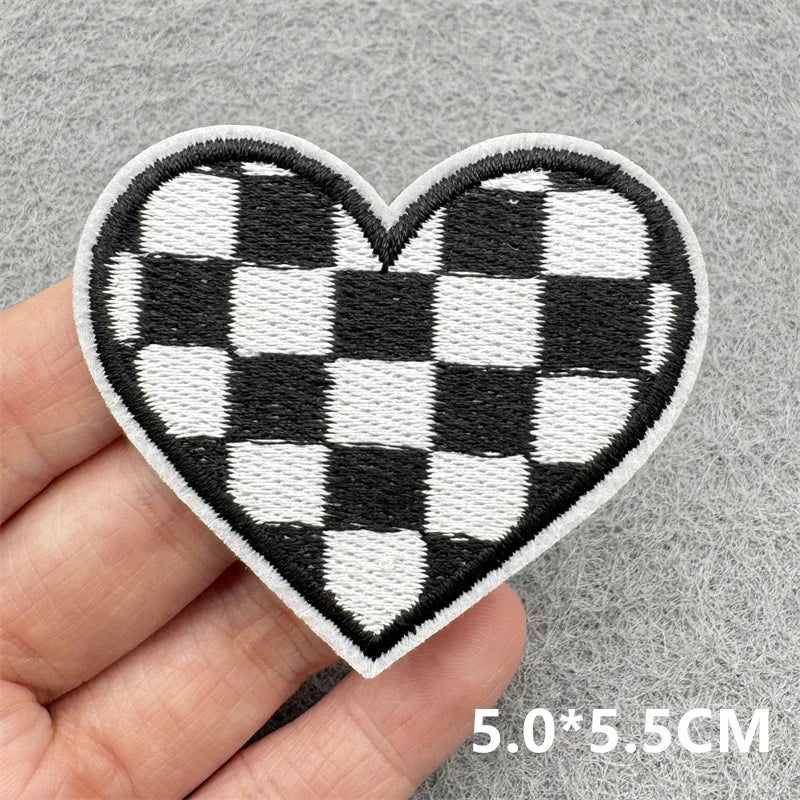 Black & White Racing Flag Embroidered Patches (Iron-On / Sew-On)