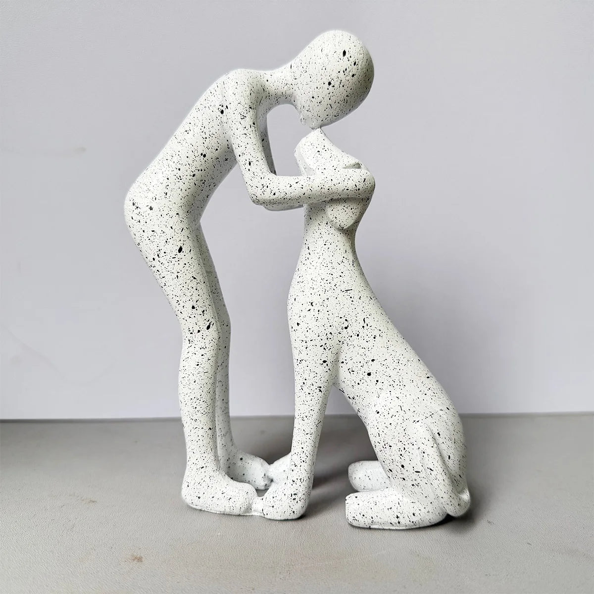 Resin Kissing Puppy Figurine – Warm Pet Lover Decor