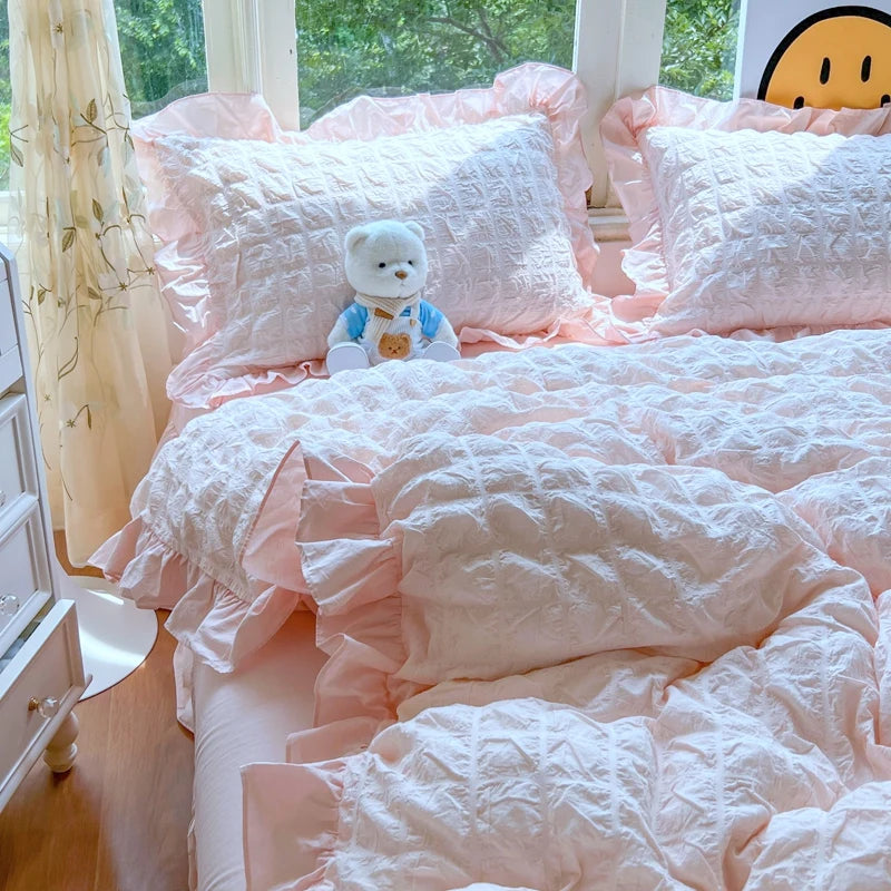 Seersucker Duvet Cover Set with Lace Trim