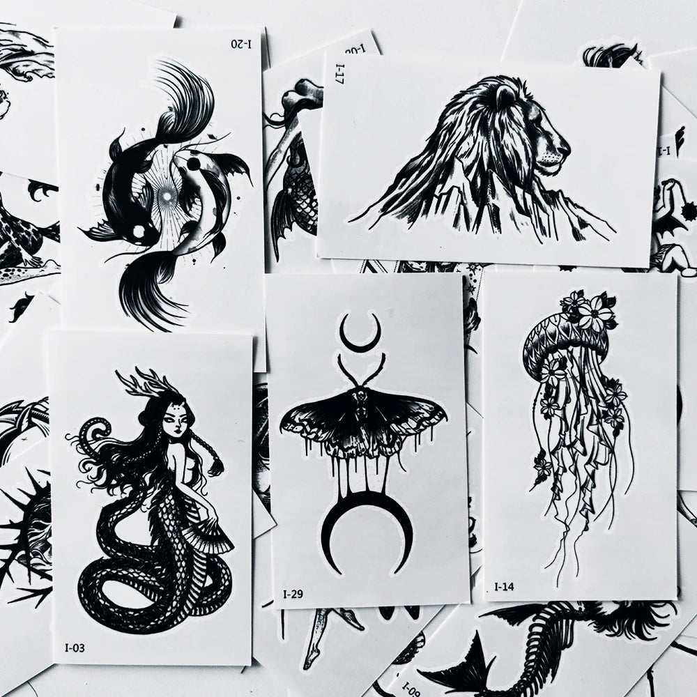 Colección de pegatinas de tatuajes temporales con diseños de león, luna creciente y elementos florales.