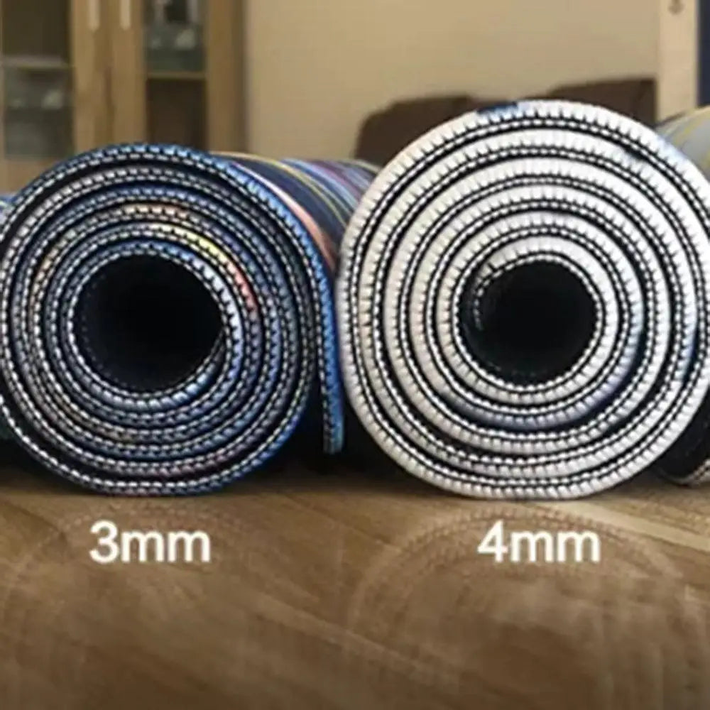 Two rolls of anti-slip rubber mouse pads are shown, labeled 3mm and 4mm thickness.