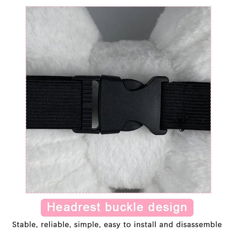 Black headrest buckle strap attached to a white plush fabric, demonstrating a stable and reliable design.