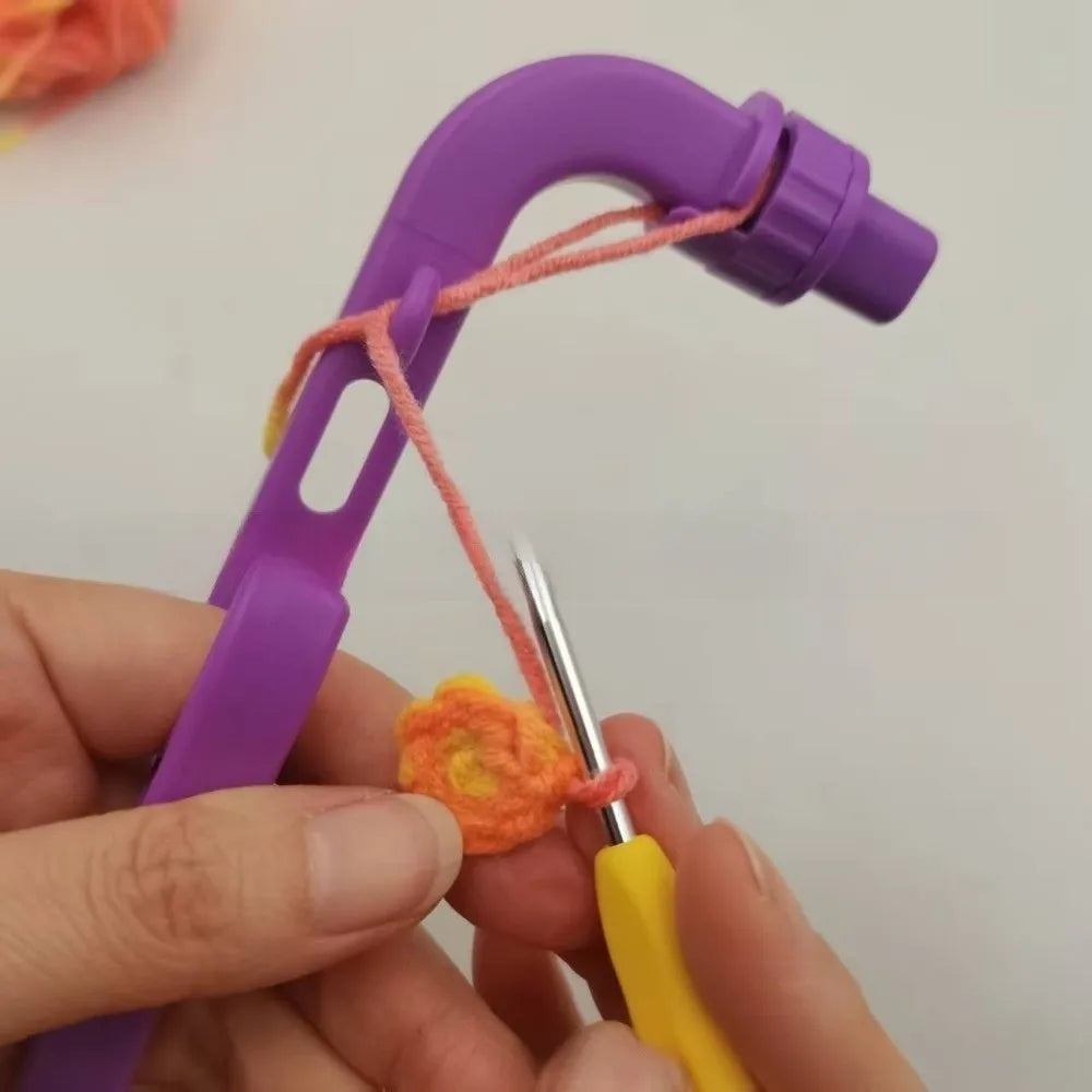 3-in-1 Crochet Tension Regulator & Magic Ring Tool