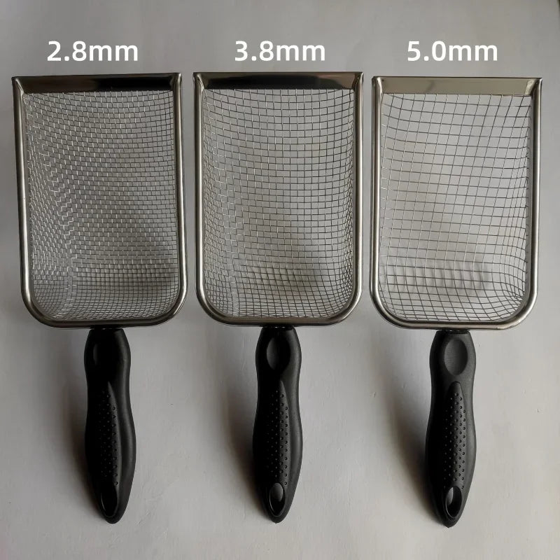 Three stainless steel cat litter scoops of different sizes 2.8mm, 3.8mm, and 5.0mm