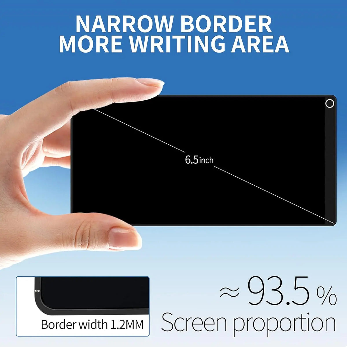 Une main tient une tablette d'écriture noire, montrant la bordure étroite et la grande zone d'écriture.