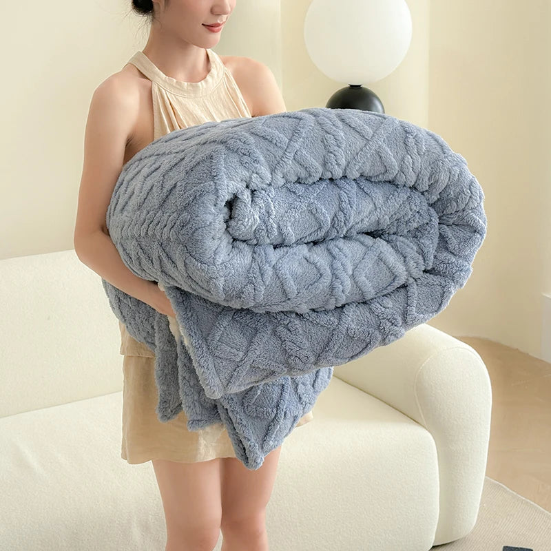 Plush Coral Fleece Blanket – Soft & Warm Throw for Bed, Sofa & Travel
