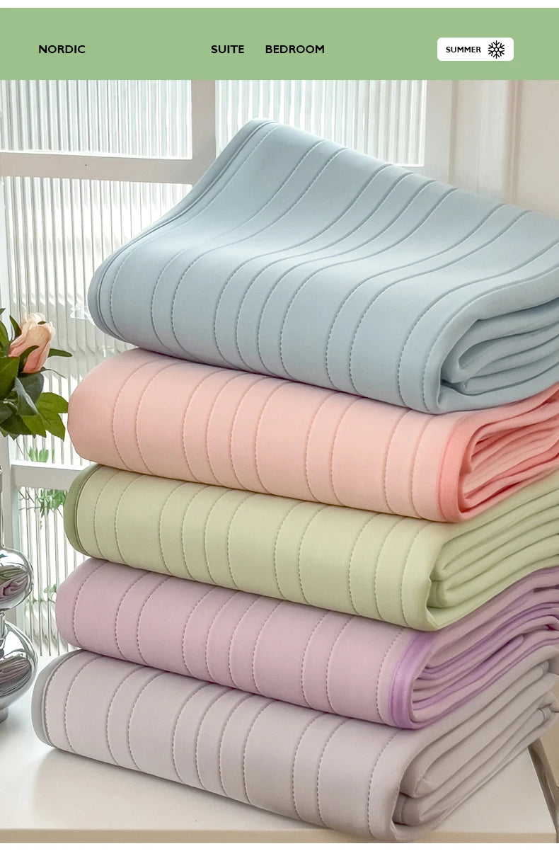 Ice Silk Cooling Bed Pad with Pillowcases – Breathable & Soft Summer Bed Mat