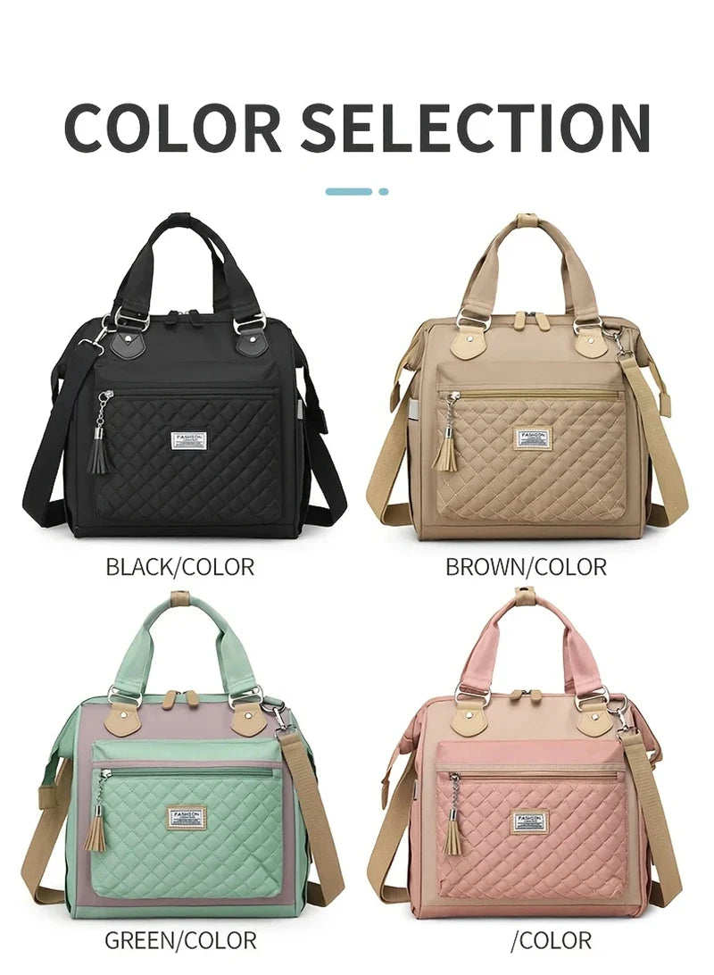 Auswahl an isolierten Thermotaschen in schwarzen, braunen, grünen und rosa Farben.