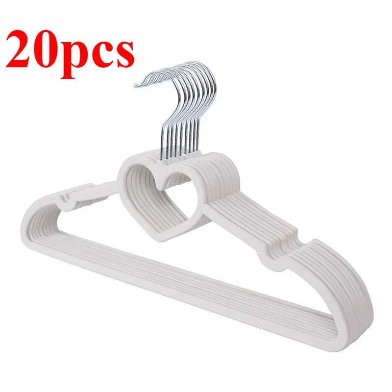 Non-Slip Butterfly Hangers for Wardrobe Organization