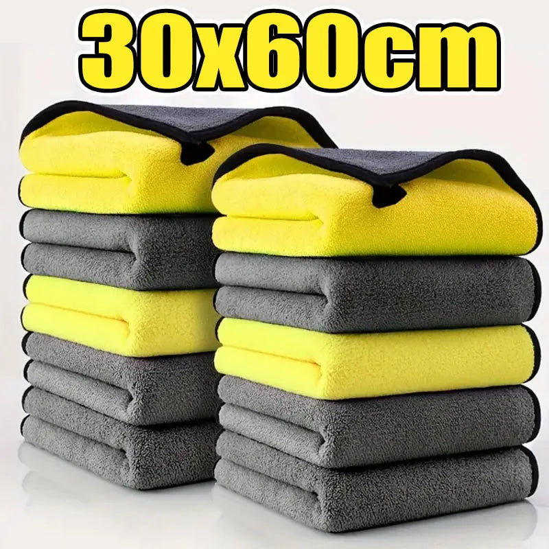 A stack of yellow and gray microfiber cleaning towels, measuring 30x60cm.