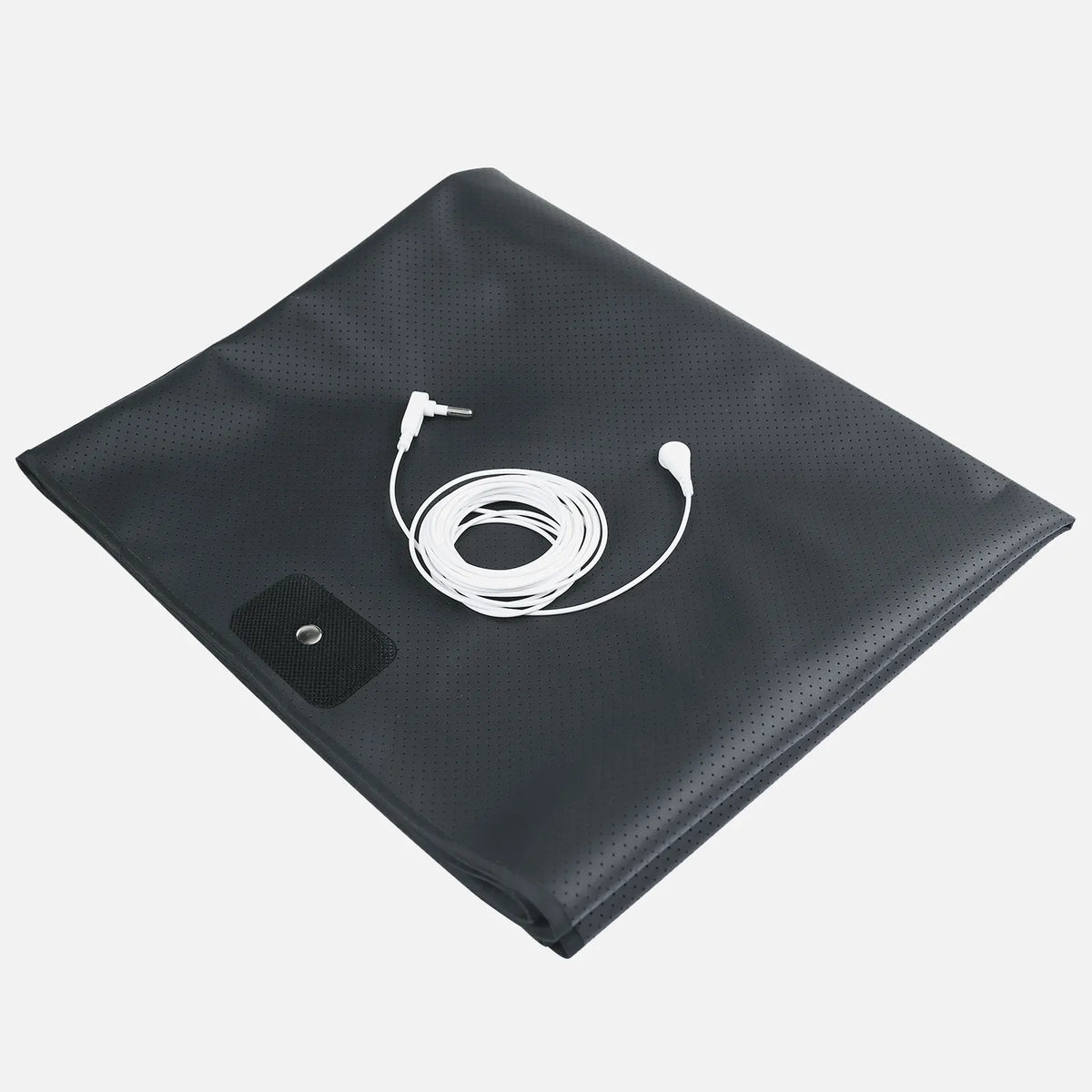 Tapis de sol conducteur noir avec cordon et connecteur blanc.