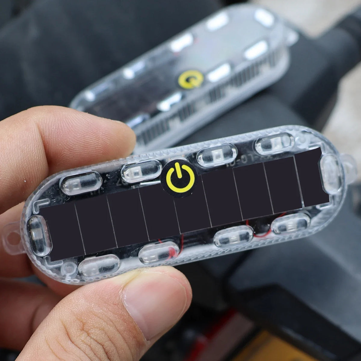 Solar Powered LED Anti-Collision Strobe Light for Vehicles