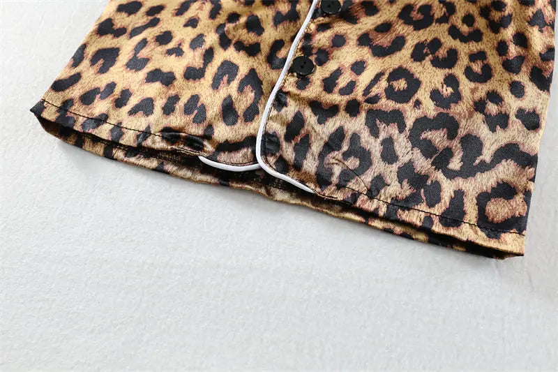 Kids' Cartoon Leopard Print Pajama Set with Short Sleeves