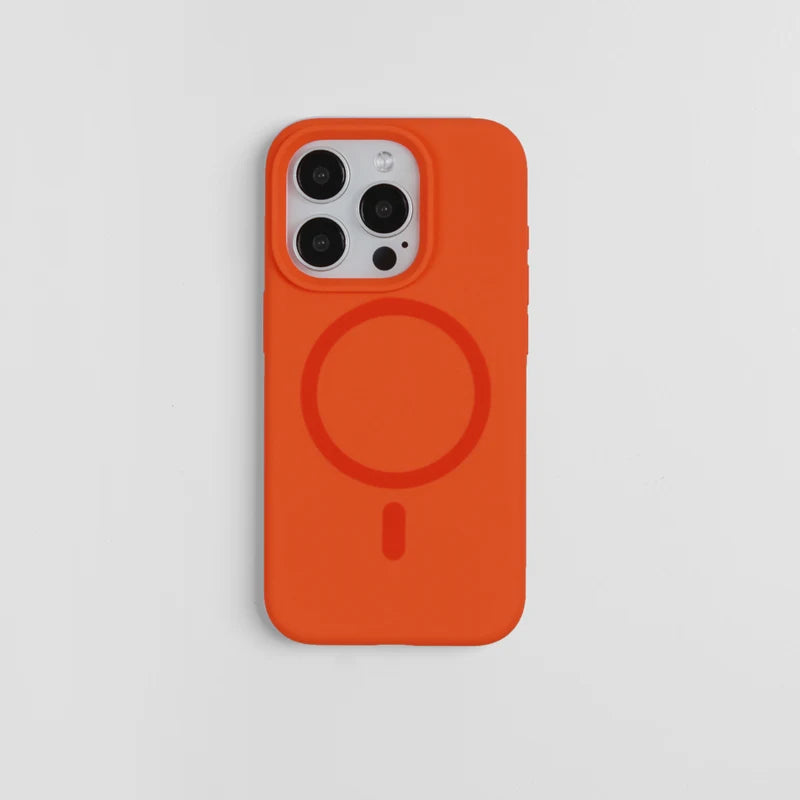 Coque en silicone liquide compatible MagSafe