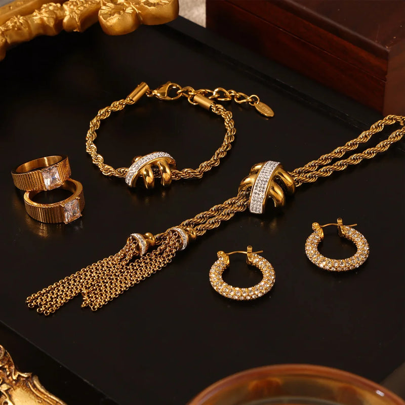Ensemble de bijoux en chaîne torsadée avec cristaux